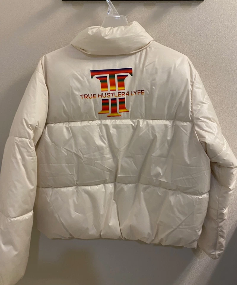 True Hustler 4 Lyfe: Chaqueta acolchada con cremallera recortada - Marfil Foto 2 de 2