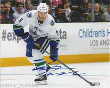Vancouver Canucks Brandon Prust Signed Autographed 8x10 NHL Photo COA C