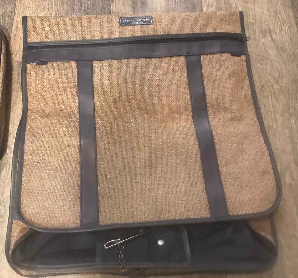 De Colección Conjunto de 3 Prendas Pierre Cardin The Soft Tweed Colección Carry On Pullman Foto 4 de 4