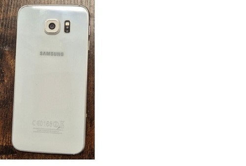 Samsung Galaxy S6 Weiß Display hat ein Ris defekt - Bild 2 von 3