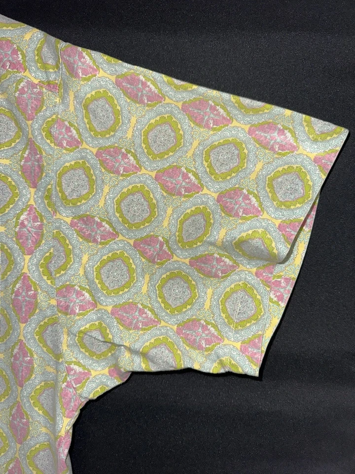 Vtg GUESS Moroccan Print Men’s Shirt Damask 90s Pastel Preppy Pink Washed Look   - Image 4 of 4