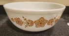 Vintage PYREX 404 White Butterfly Gold 4 Qt Mixing Bowl Glass USA Large 10.25”