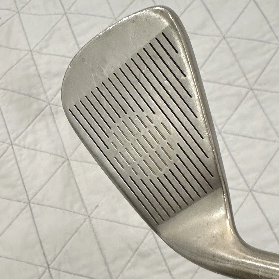 Tommy Armour Ti 100 Pure Titanium 5 Iron Armour Ti 100 Regular Graphite 38.5” RH - Image 3 of 4