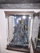 Harry Potter Fantasy Figuren in Vitrinen: Dobby, Dementor, Basilisk, Buckbeak