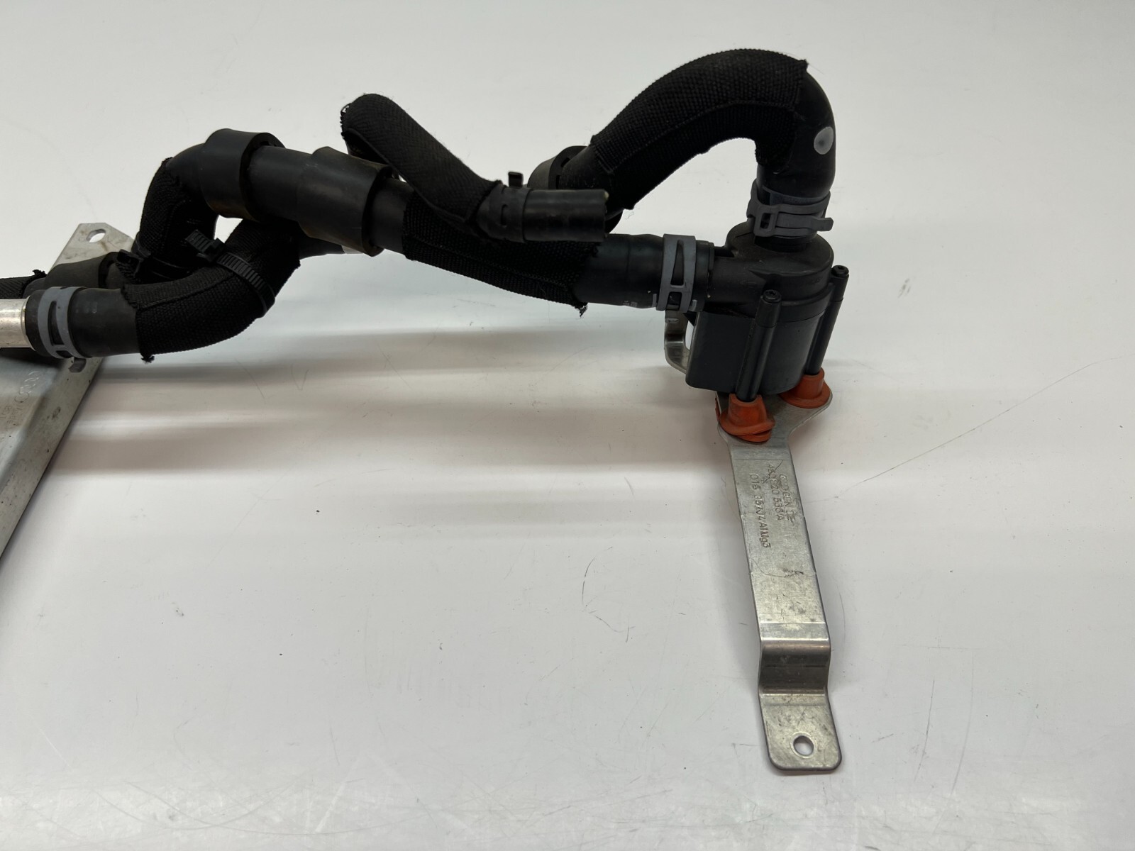 LAMBORGHINI HURACAN LP 610 COOLANT LINE PUMP UNIT OEM 4S0121487B