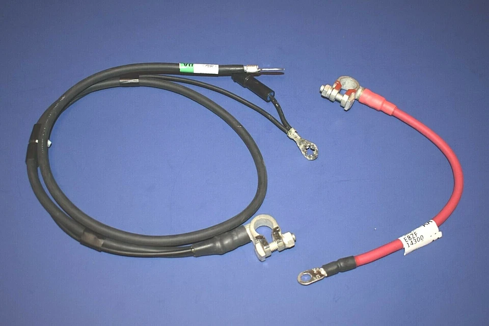 Cables de batería positivos y negativos OEM 1987-1993 Ford Mustang GT LX 5,0 L  Foto 2 de 4