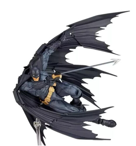 Neu Amazing Yamaguchi Revoltech NO.009 Batman 16CM Actionfigur Geschenk NEU IN BOX - Bild 3 von 5