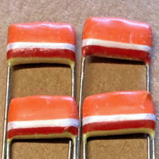 4 Condensateurs MULLARD Tropical Fish C280 NOS 33nF - 250V - 0.033uF - 33000pF @