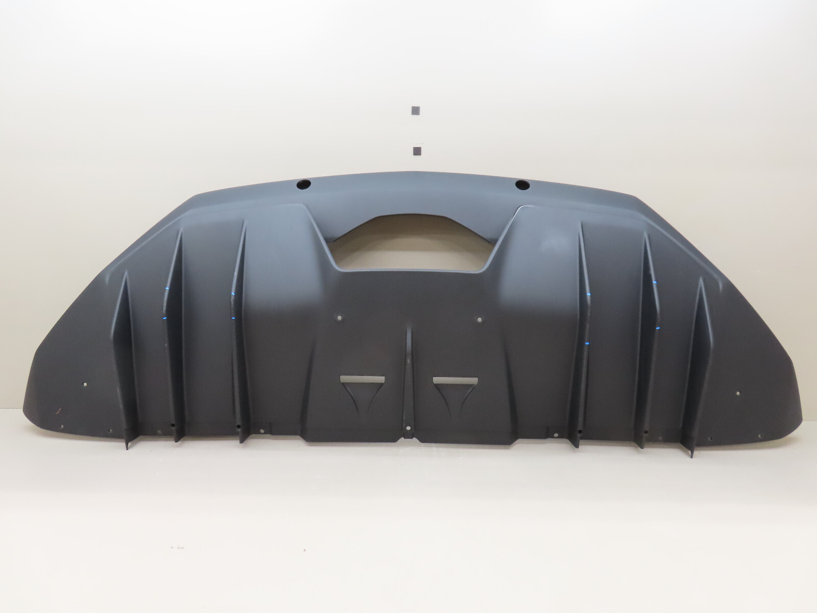 2012-2016 LAMBORGHINI AVENTADOR LP700 REAR LOWER BUMPER DIFFUSER OEM 470.807.539