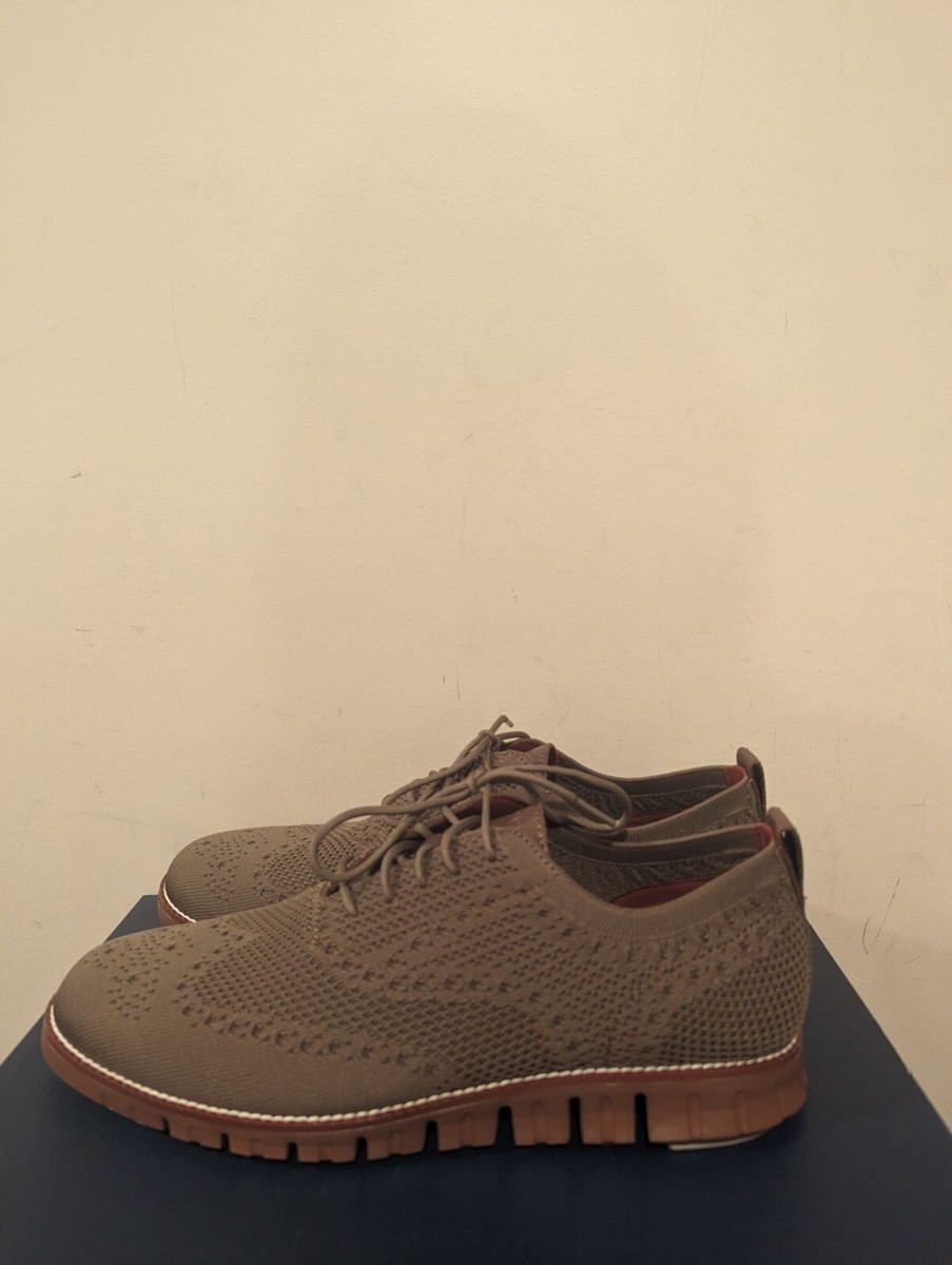 Cole Haan Men display picture 1