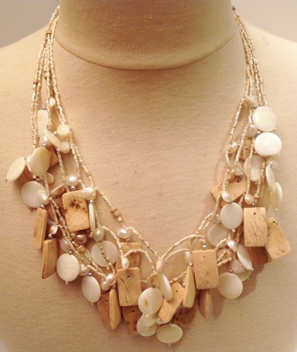Collier Vintage Imposant Années 70 - 5 Rangs De Perles En Résine Et Bois - Multicolore - Occasion Parfaite