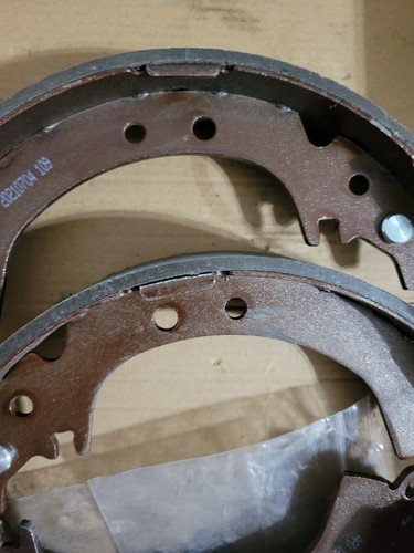 Zapata de freno de tambor trasero Beck Arnley para Toyota PN 081-2230 - Imagen 3 de 4