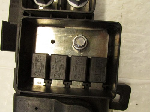 2003-2008 BMW 7 SERIES B+ TERMINAL POINT ENGINE COMPARMENT BATTERY 61146964225 - Picture 6 of 10