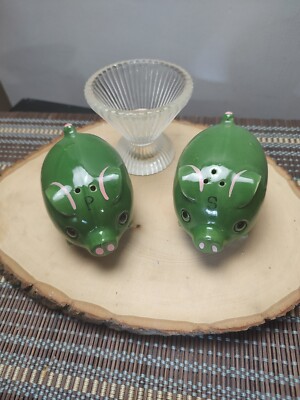 VINTAGE SALT PEPPER SHAKERS JAPAN OVERSIZED GREEN PIGS | eBay