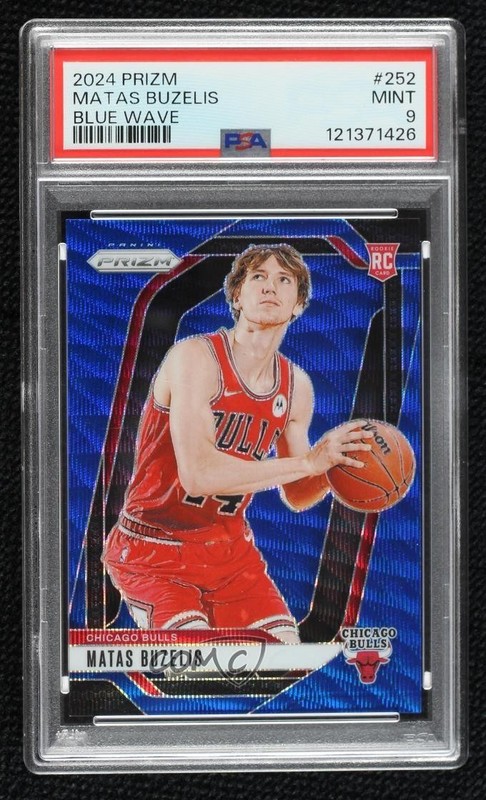 2024-25 Panini Prizm Blue Wave 101/125 Matas Buzelis #252 PSA 9 MINT Rookie RC