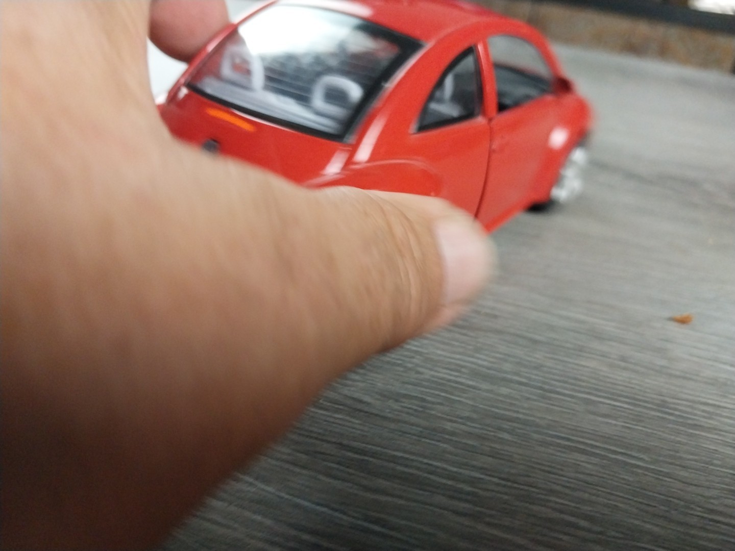 Picture 4 of 8