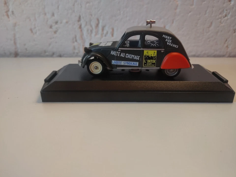 Citroen 2CV MAI 68 Vitesse 1:43 Cod. L054 Limited Edition - Immagine 4 di 4