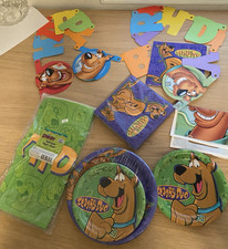 Scooby-Doo Groovy Mystery Cartoon Kids Birthday Party Supplies Plates Banner