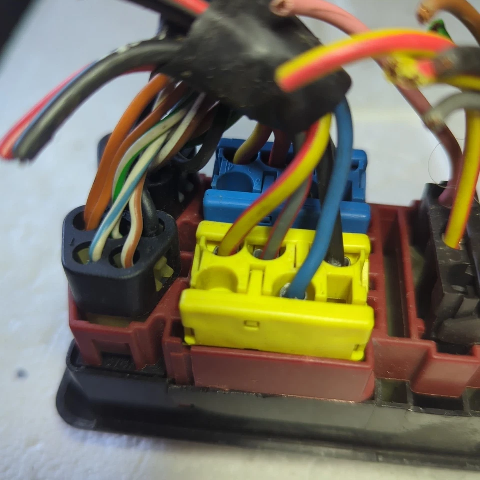 Botones de control interruptor ventana maestra delantera conductor Volvo 940 1985-1992 Foto 4 de 4