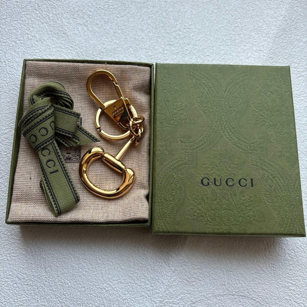 GUCCI Keyring Keychain Bag Charm Gold Horsebit Vintage 02621i thumbnail 7