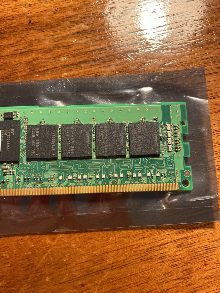 Samsung 8GB 1Rx4 PC3L-12800R-11-12-C2-D3 M393B1G70QH0-YKO - Image 3 of 4