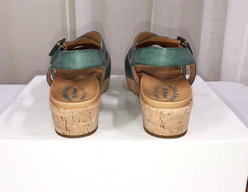 NEU Kork-Ease Caroleigh Damen-Ledersandale Knöchelriemen Keilabsatz US 10 türkis - Bild 9 von 12
