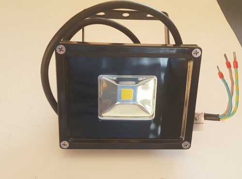 Altima 10W Led Flood Garden Outdoor light IP65 14.8600 2L1 15L - Picture 12 of 12