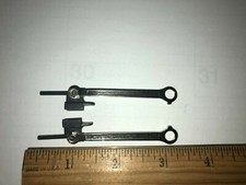 LIONEL PART ,, 225 ,LEFT  RIGHT MAIN ROD, 675 2025 2035 224 ETC