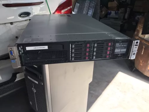 HP ProLiant DL380p Gen8 Includes Hard Drives