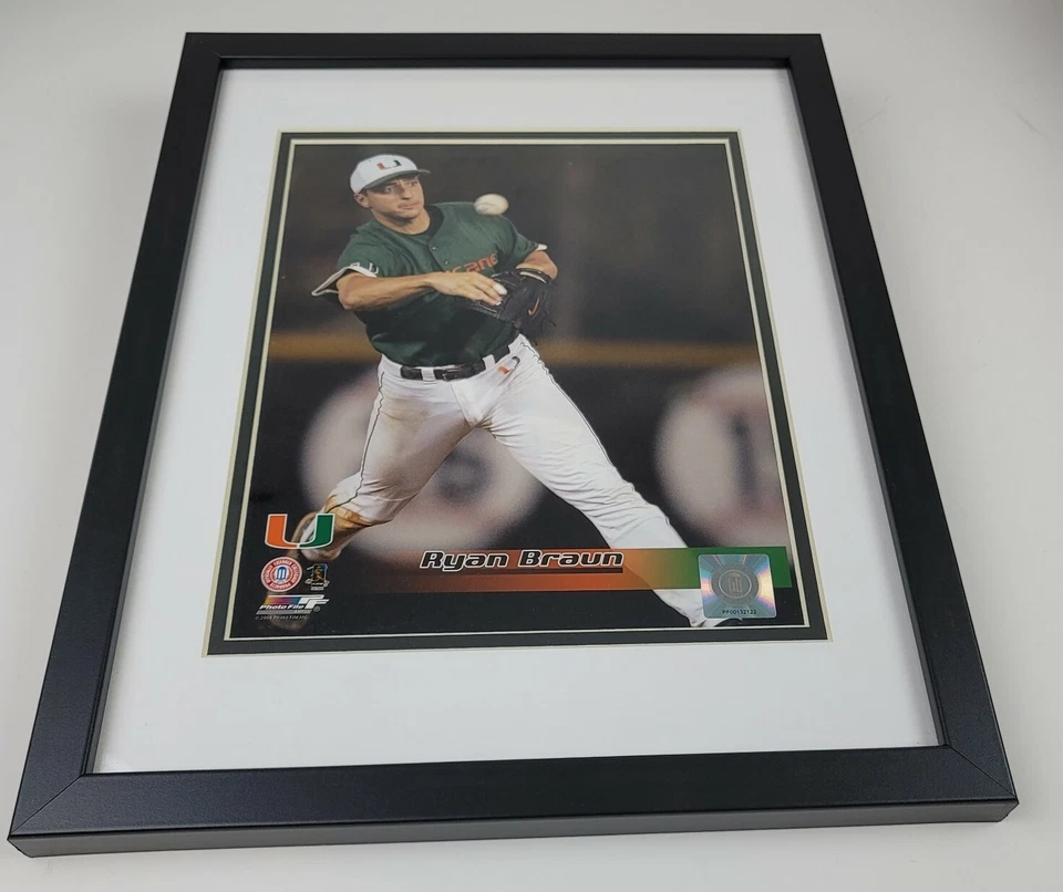 Foto universitaria Ryan Braun 2008 8"x10" con licencia (12"x 18" enmarcada) huracanes de Miami Foto 2 de 4