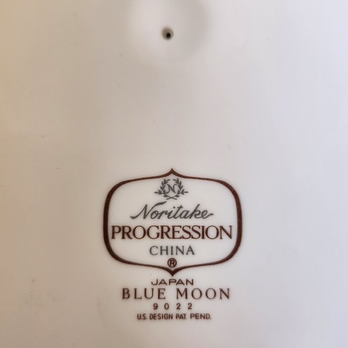 LID ONLY Noritake Progression Blue Moon for 2.5 Qt Skillet 8 1/8" - Picture 3 of 3
