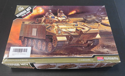 Academy 1:35 Warrior MCV-80 Iraq 2003 British AFV - #13201 - New