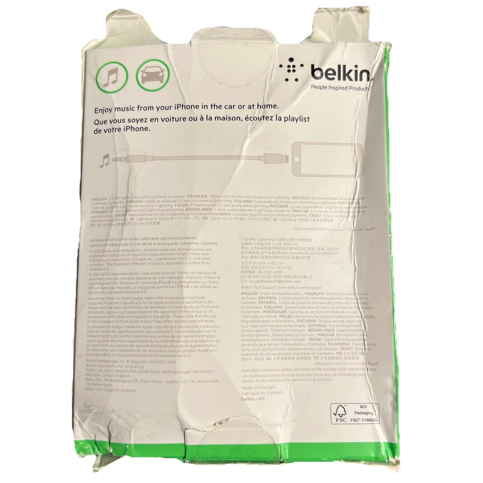 Belkin 3.5 mm Audio Cable with Connector for iPhone X / iPhone 11 - 6ft - Image 3 of 4