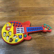 2003 SPIN MASTER THE WIGGLES RED SING DANCE MUSIC GUITAR Tested Works