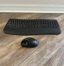 Microsoft Windows Wireless Comfort 5050 Desktop Keyboard with Mouse NO DONGLE