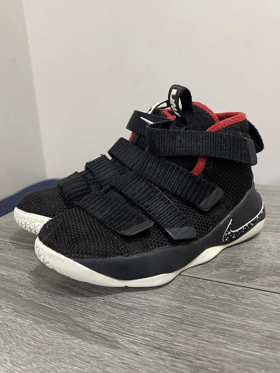 Lebron shoes sales kids 2017