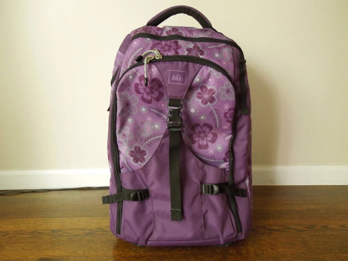 REI WHEELED BACKPACK 20