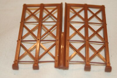 VINTAGE PLASTICVILLE S OR O SCALE WATER TOWER SUPPORT SECTION B READ