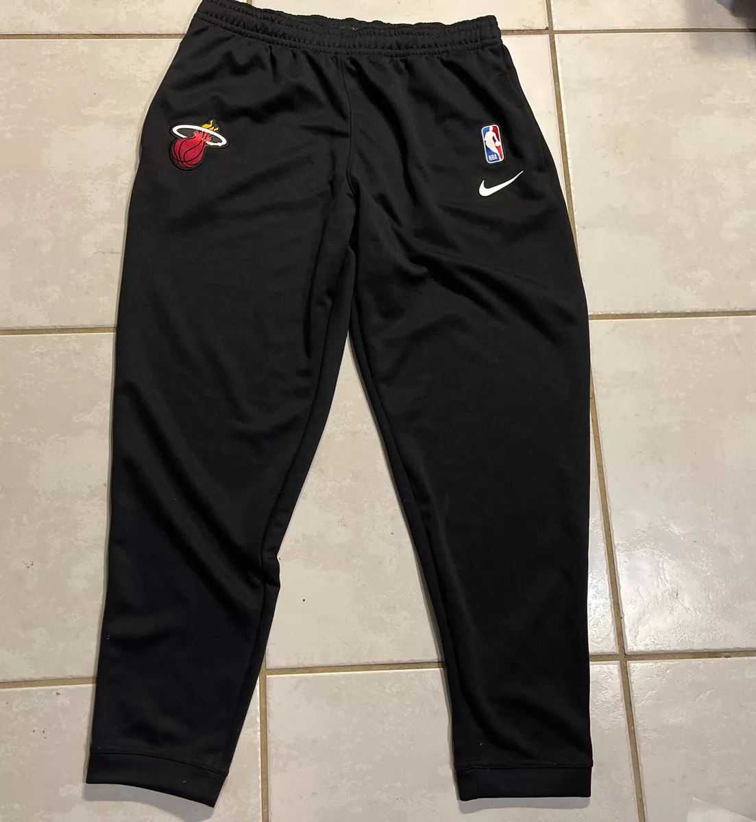 NWT NIKE Miami Heat NBA Basketball Training Pants Men’s 2XL-TALL AV1421-010