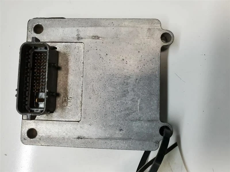 Chevrolet HHR 2006-2014, chasis caja cerebral, número de pieza - 24243901 Foto 2 de 4