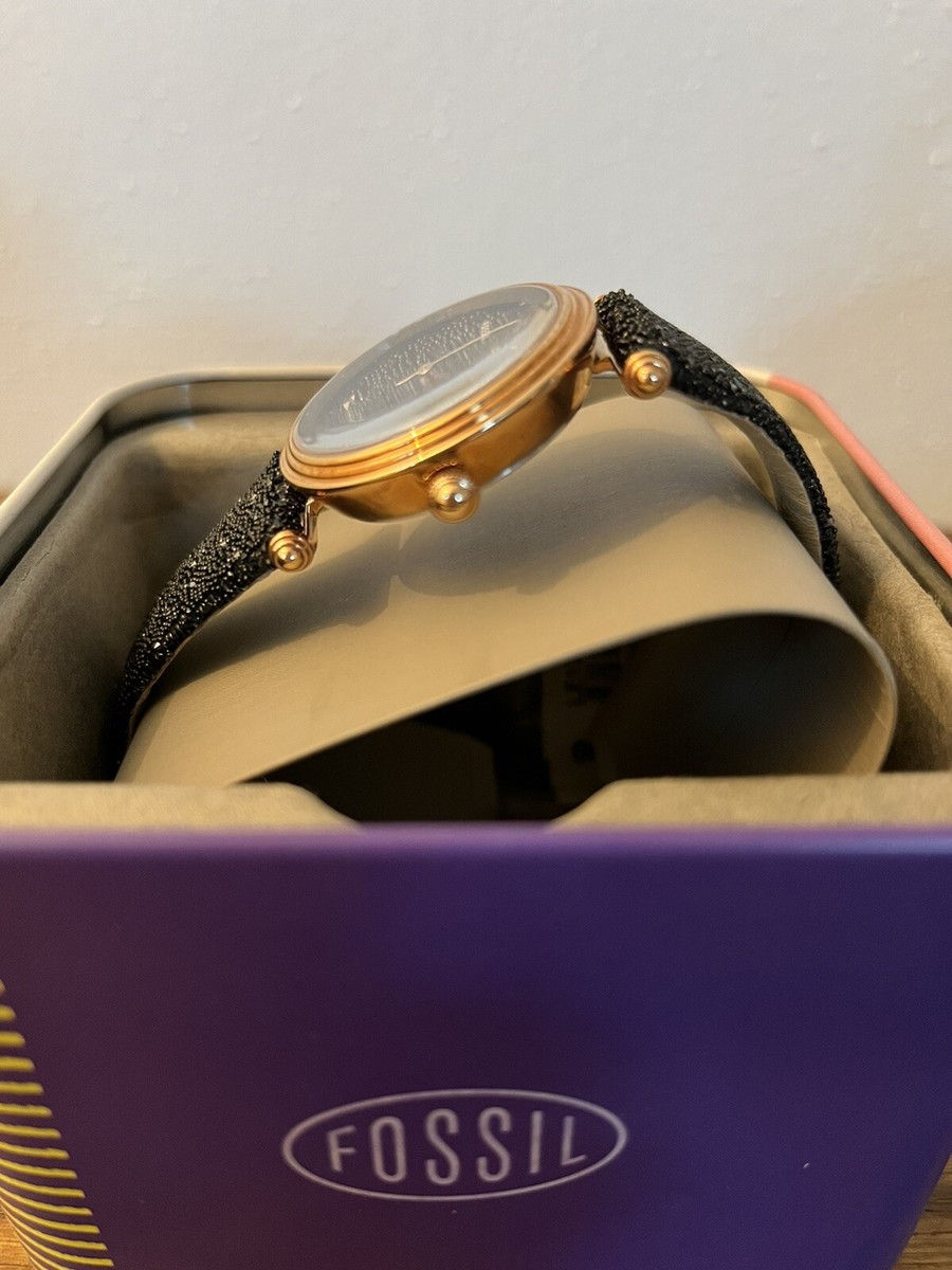 Fossil Women display picture 1
