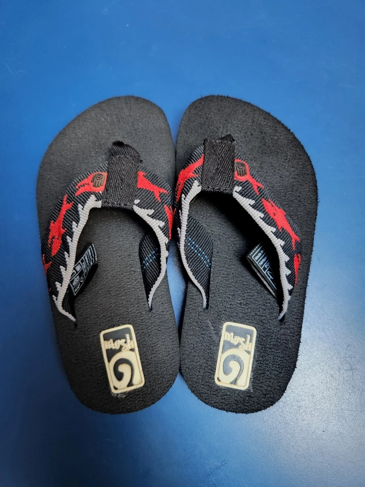 Сандалии-шлепанцы Teva Mush II 2 цвета акулы черные красные размер 9 детские для мальчиков девочек - Изображение 3 из 4