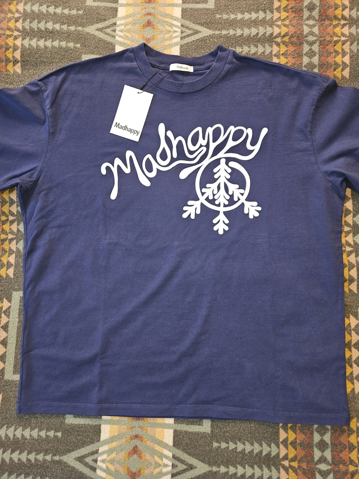 MadHappy Aspen Exclusive 2021 Apres Ski Ringer Shirt Large L Rare NWT
