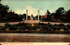 VINTAGE LITHO-CHROME POSTCARD-ENTRANCE TOWER TO GROVE PARK, ST. LOUIS, MO BK80