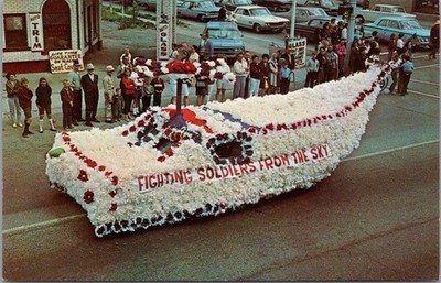 Vintage 1966 HAZEL PARK, Michigan Postcard MEMORIAL DAY PARADE Float View