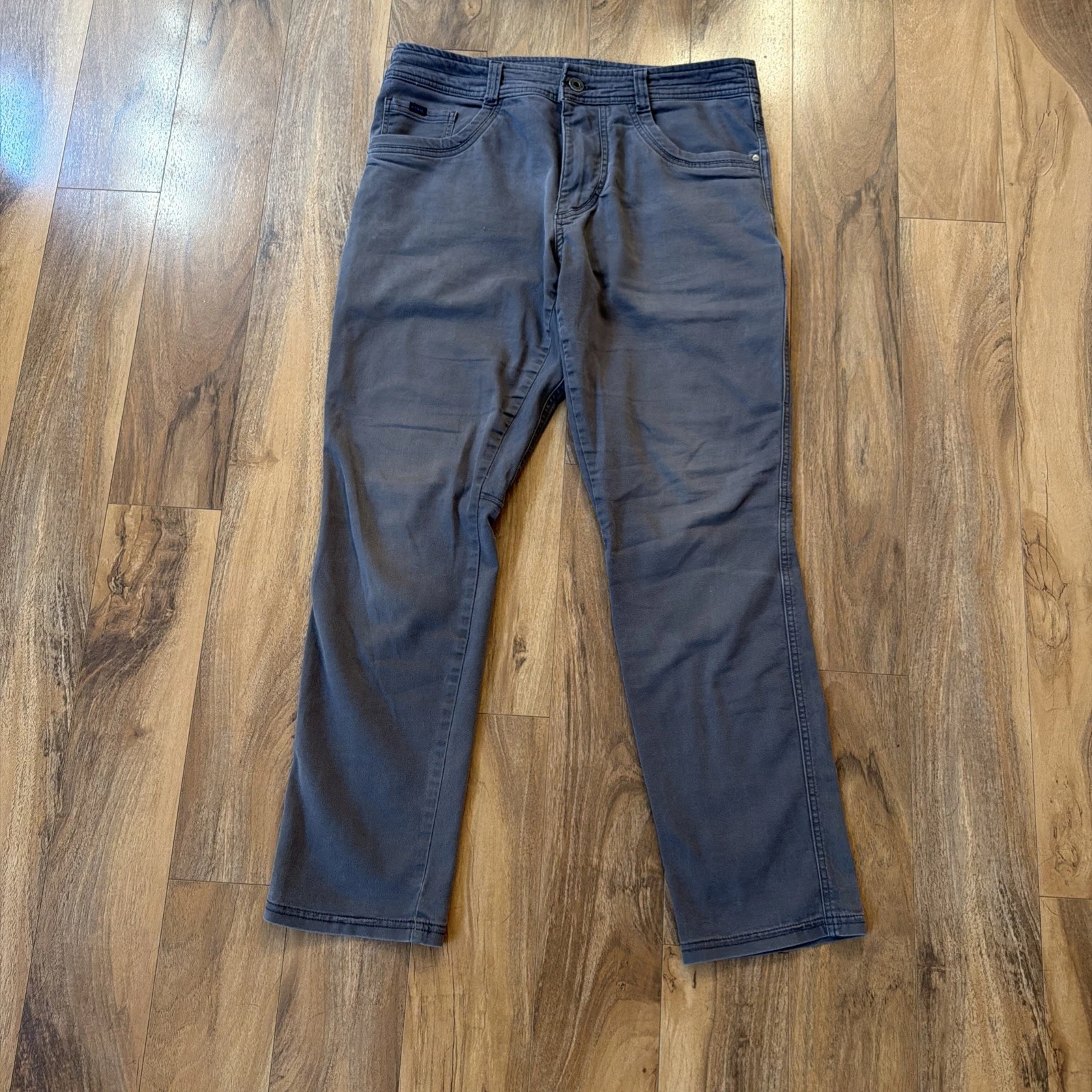 Kuhl Revolt Mens 36x34 Gray Cargo Stretch Outdoor Hiking Pants Moisture Wicking