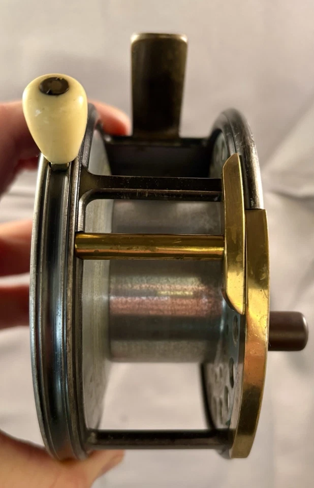 Hardy Silex Major, 4 1/4 pulgadas con freno auxiliar. Carrete excelente Foto 4 de 4