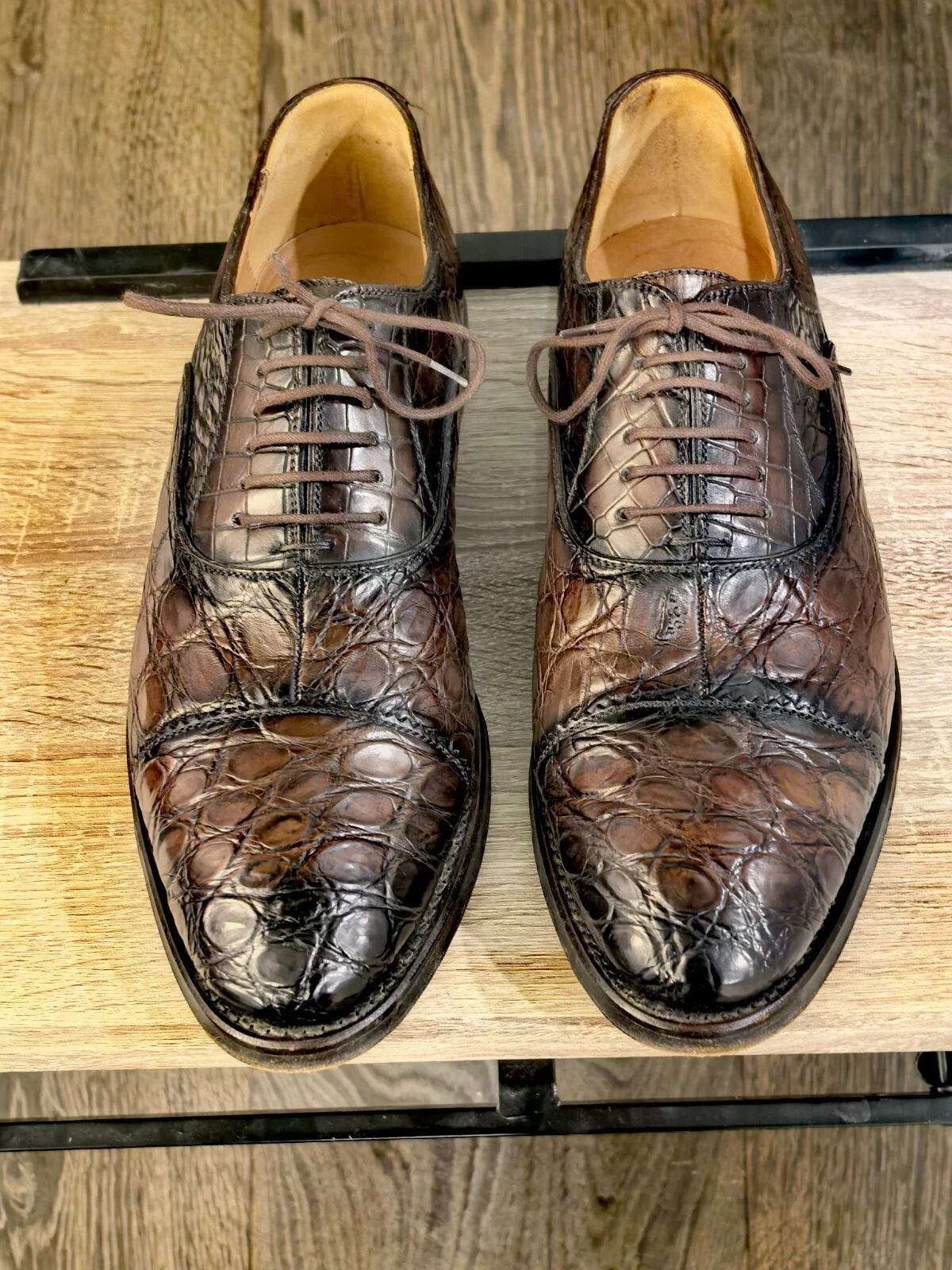 Chaussures à bout pointu GUCCI Véritable Crocodile Oxfords Taille 9 100% Authentique. 
