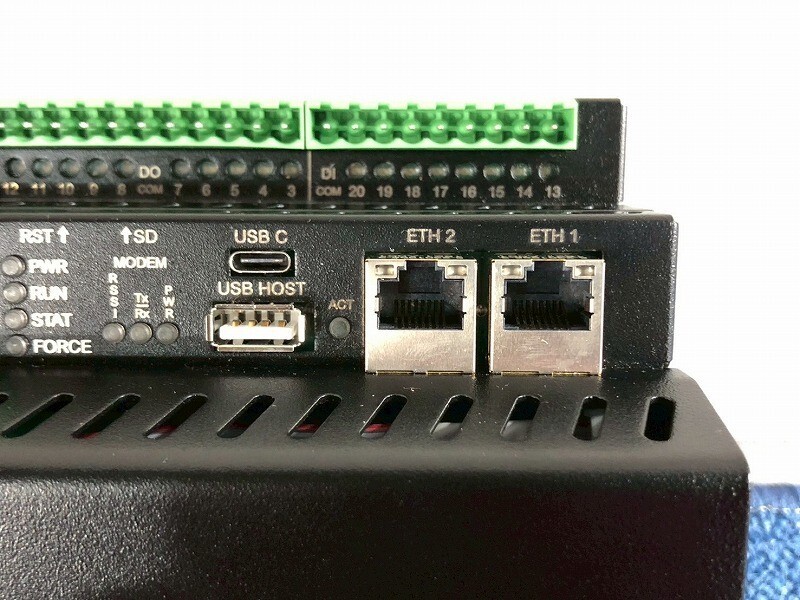 Module Schneider Electric SCADAPACK VISION 50/60 TBUM297458 – Bouclier Neuf, Peut-être Sans Emballage