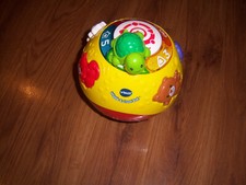 CUTE VTG VTech Wiggle and Crawl Ball Educational Lights up with music